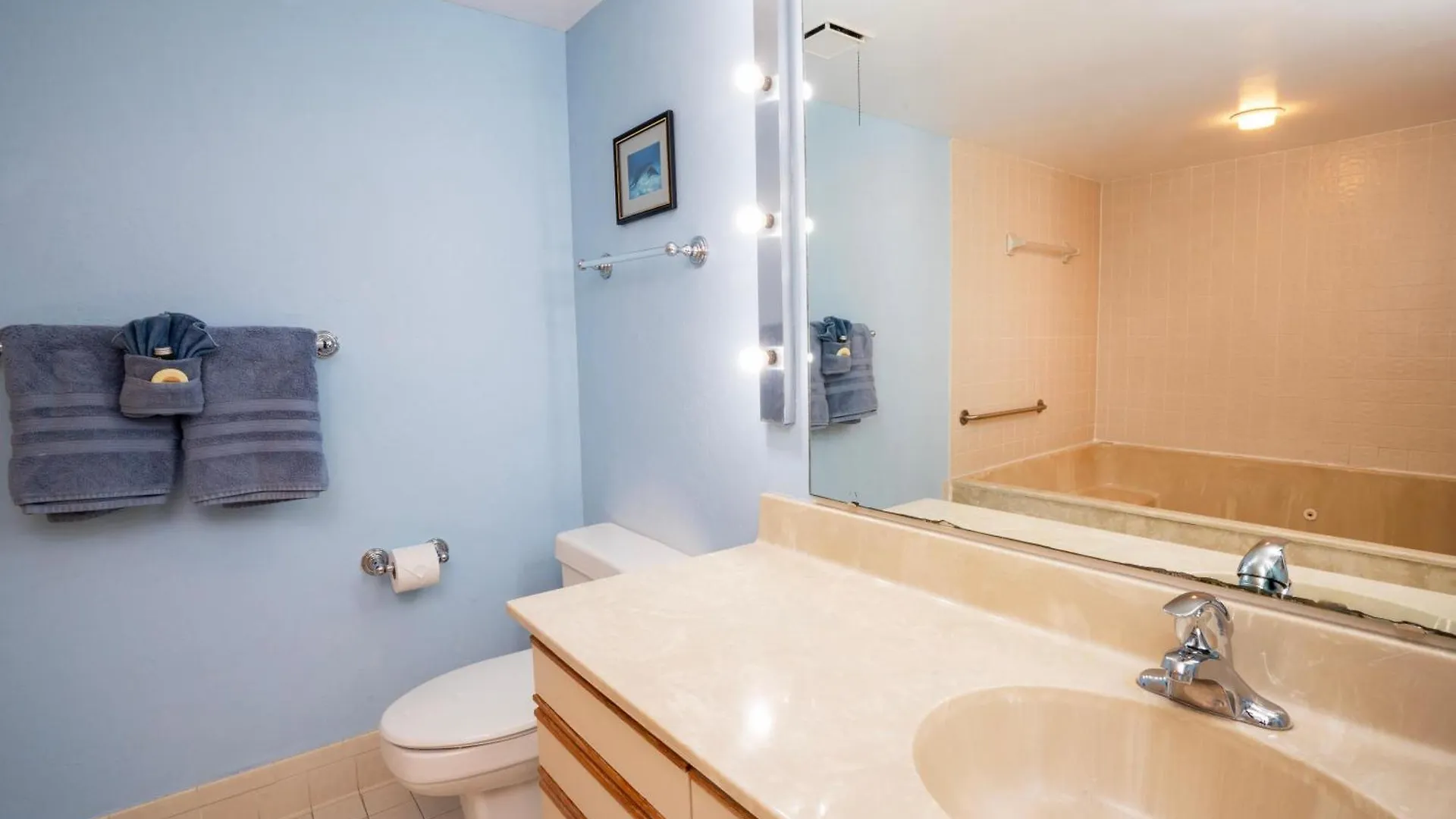 Nautical Adventures In Paradise Key West Apartment