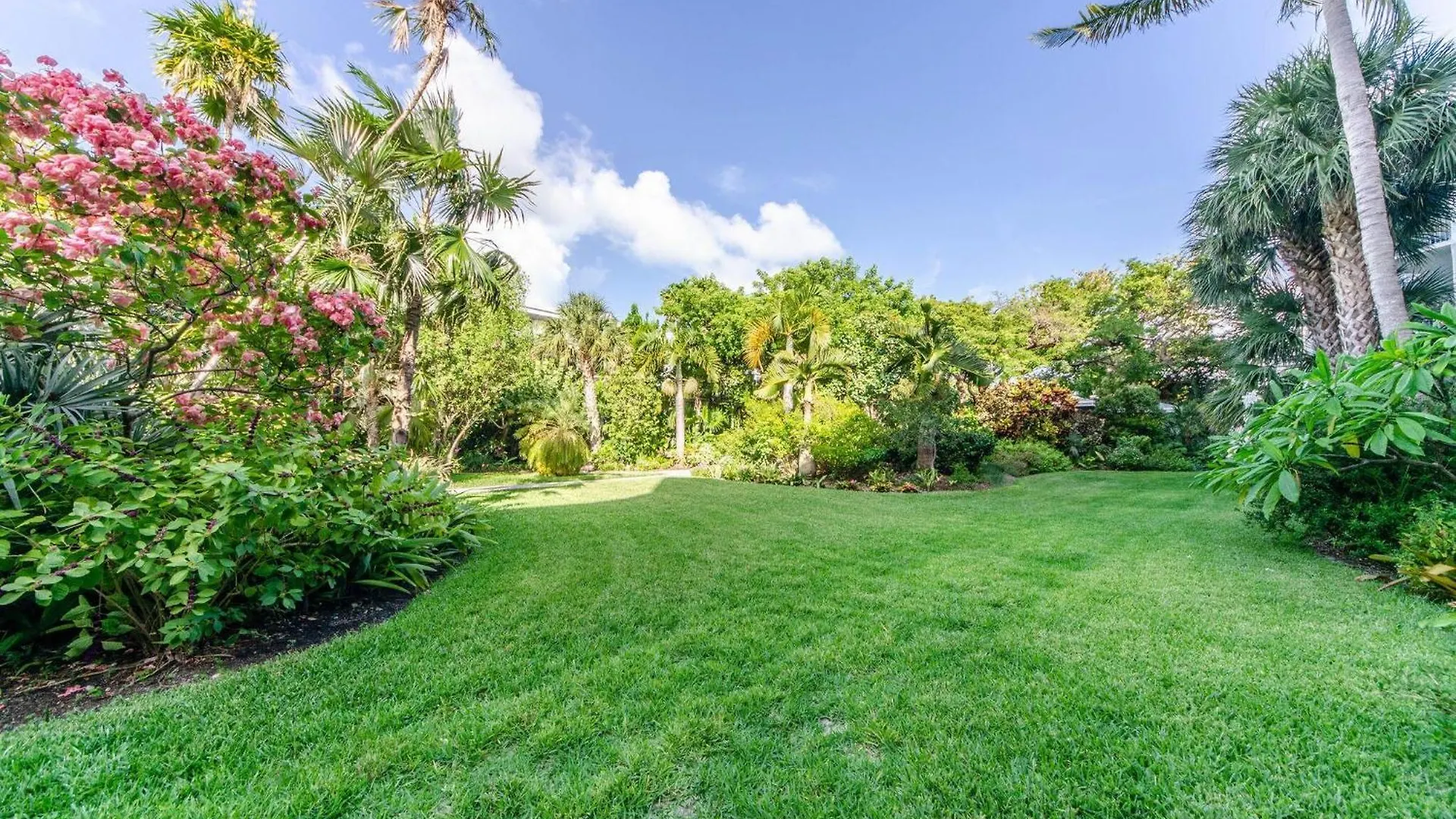 Nautical Adventures In Paradise Key West Apartment